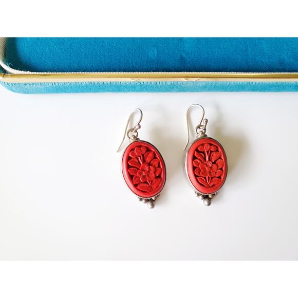Vintage Sterling Silver Cinnabar Red Dangle Earrings - Picture 4 of 5